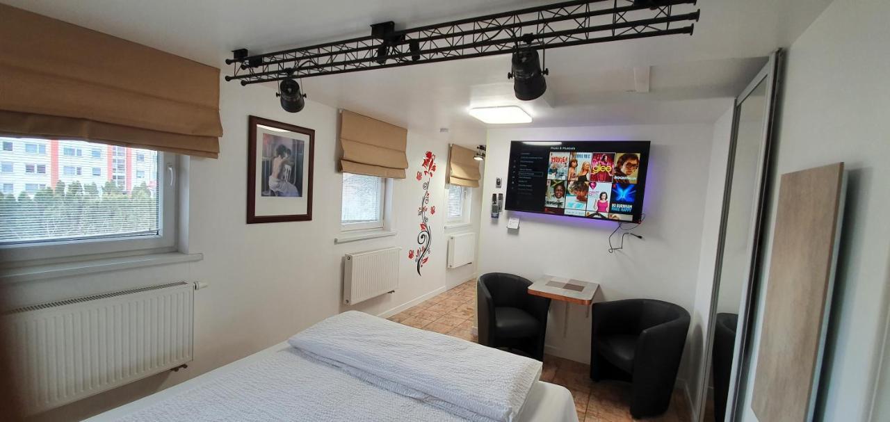 Aparthotel 3 ,, Cosy House Studio" & Parking Kaunas Exterior photo